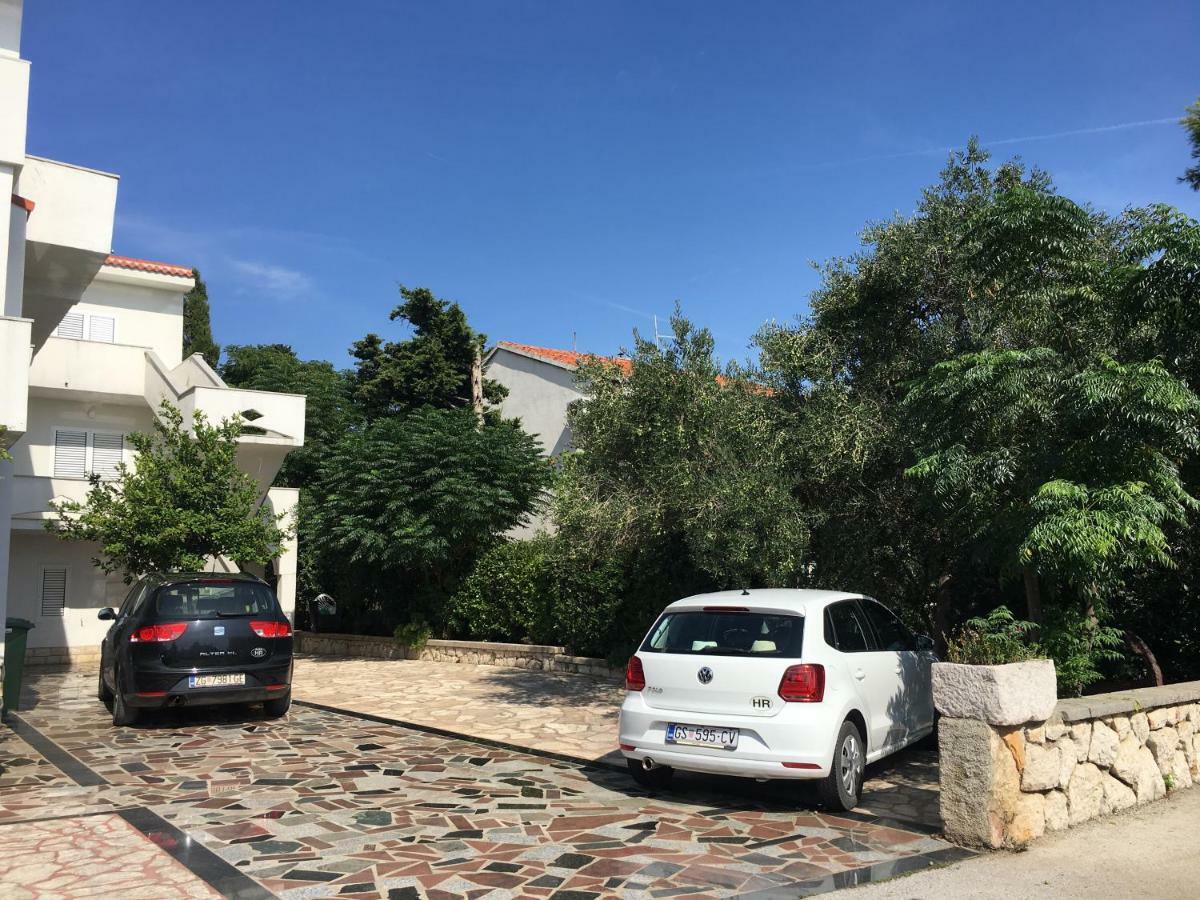 דירות נובליה Emanuela 1 מראה חיצוני תמונה